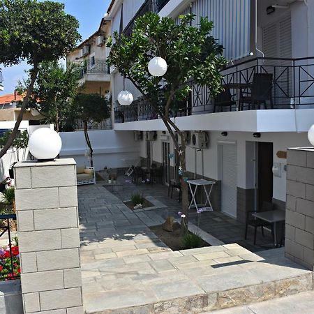 Vicky Studios Myrina Bagian luar foto